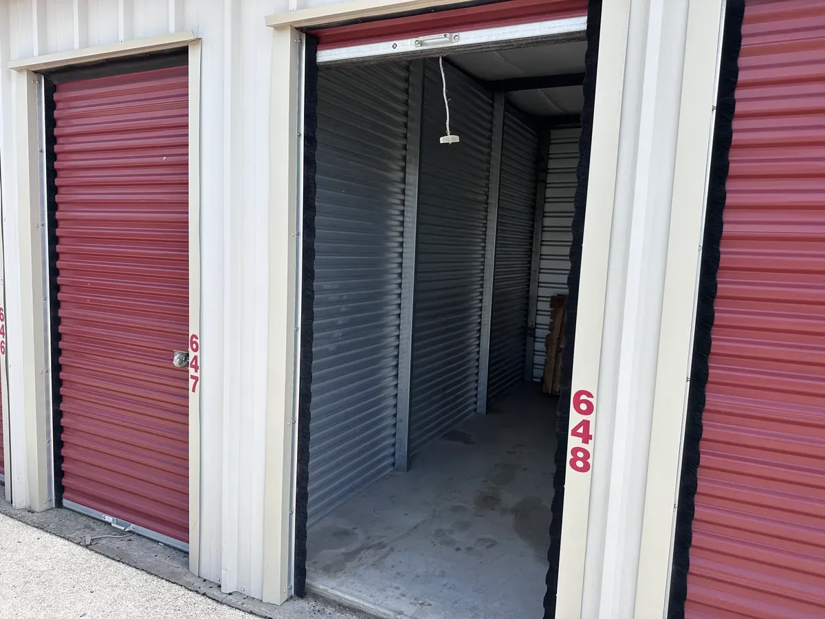 Storage units with roll up doors